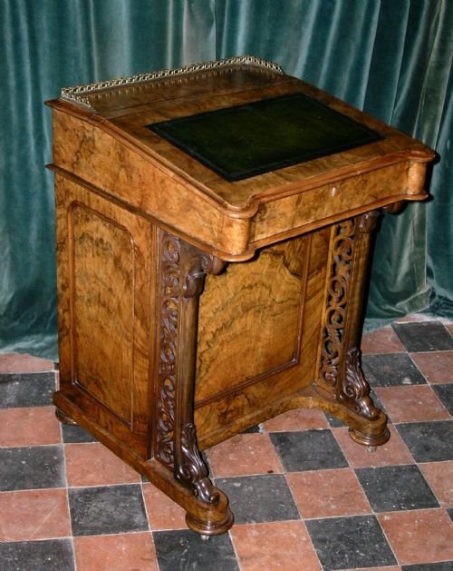 Victorian Figured Walnut Davenport Desk